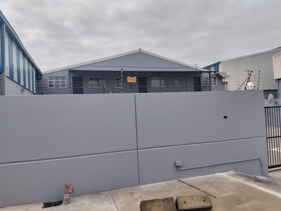 1 Bedroom Property for Sale in Southernwood Eastern Cape